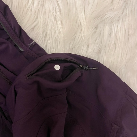 Lululemon High Rise Capri - Picture 3 of 5